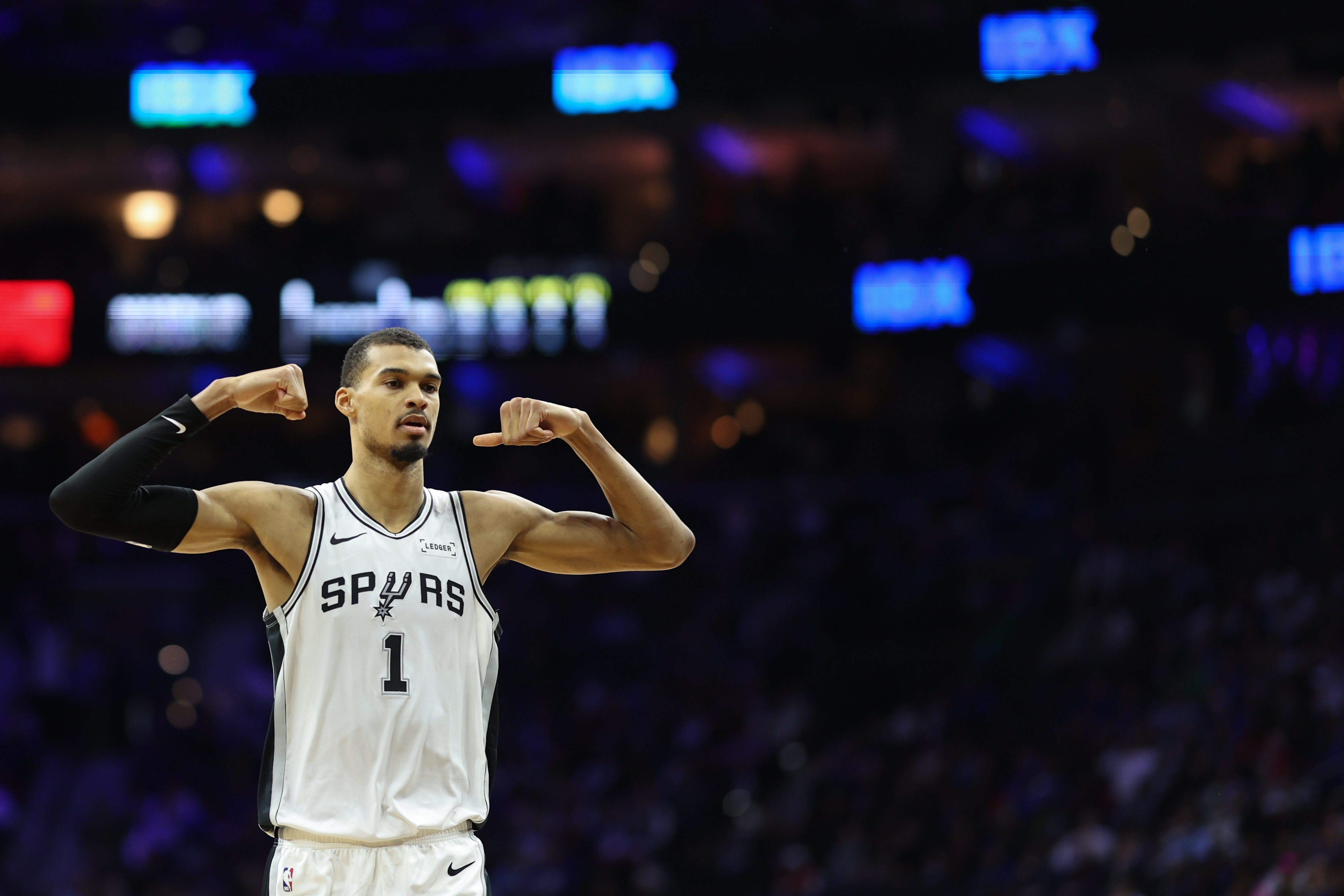 OD体育下载-文班:我想要夺得MVP和DPOY 所以我会照顾好身体&全力以赴冲击