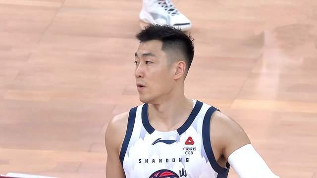 OD官网-山东男篮捍卫主场,克里斯控制情绪 上海有变阵空间 洛夫顿成关键